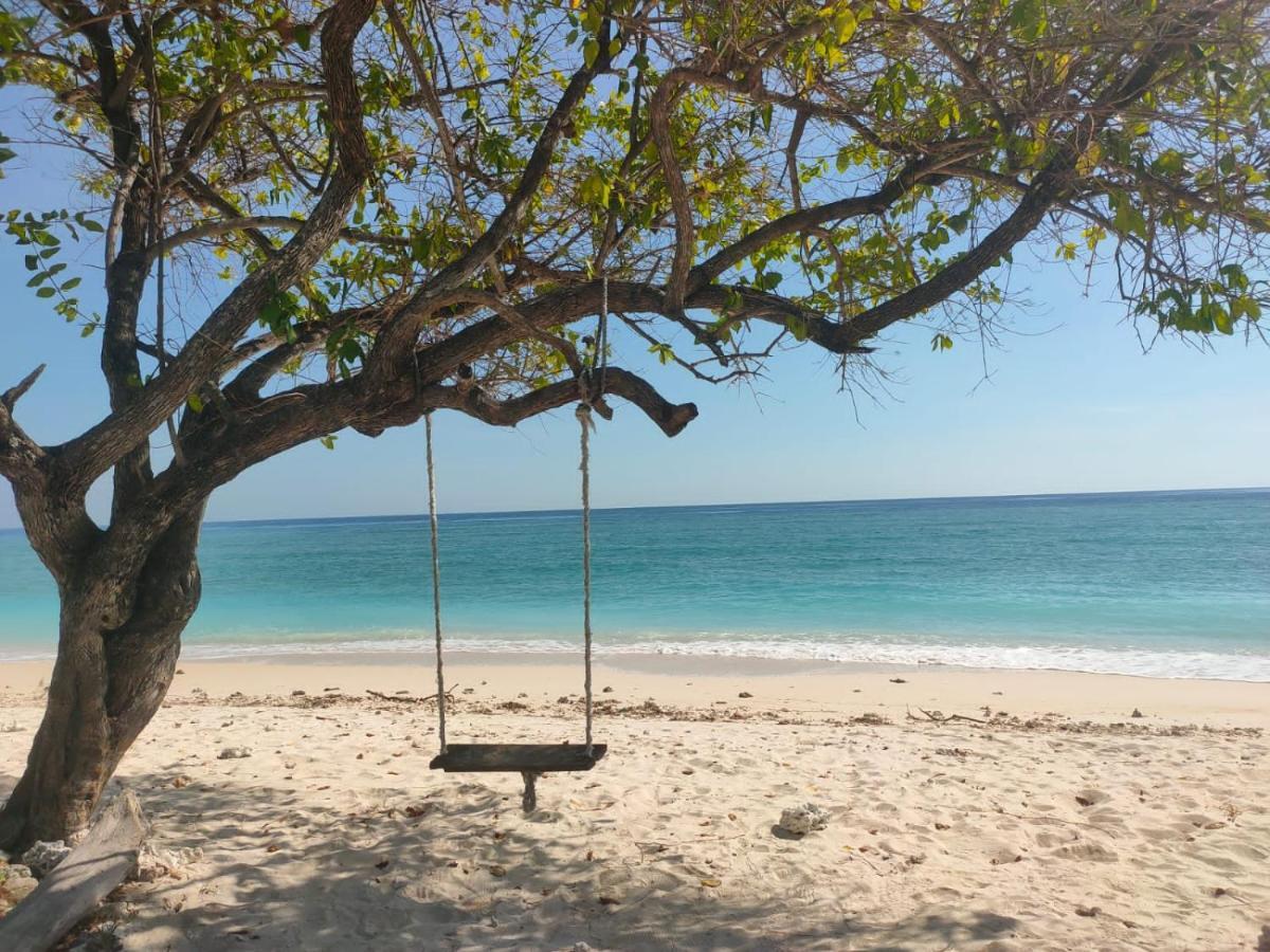 Laba Laba Bungalow Gili Meno Buitenkant foto