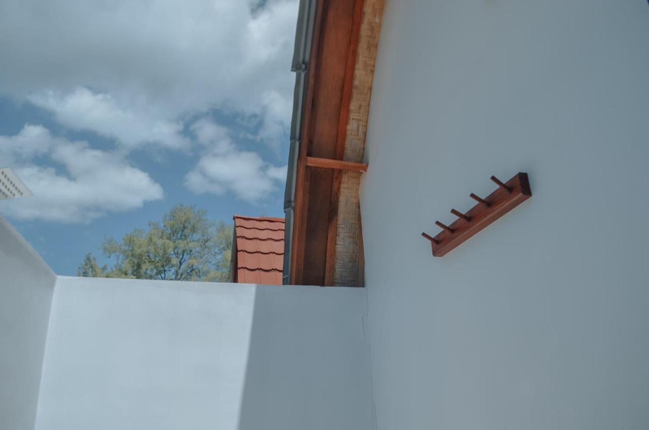 Laba Laba Bungalow Gili Meno Buitenkant foto